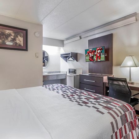 Red Roof Inn Columbia, Mo Bagian luar foto