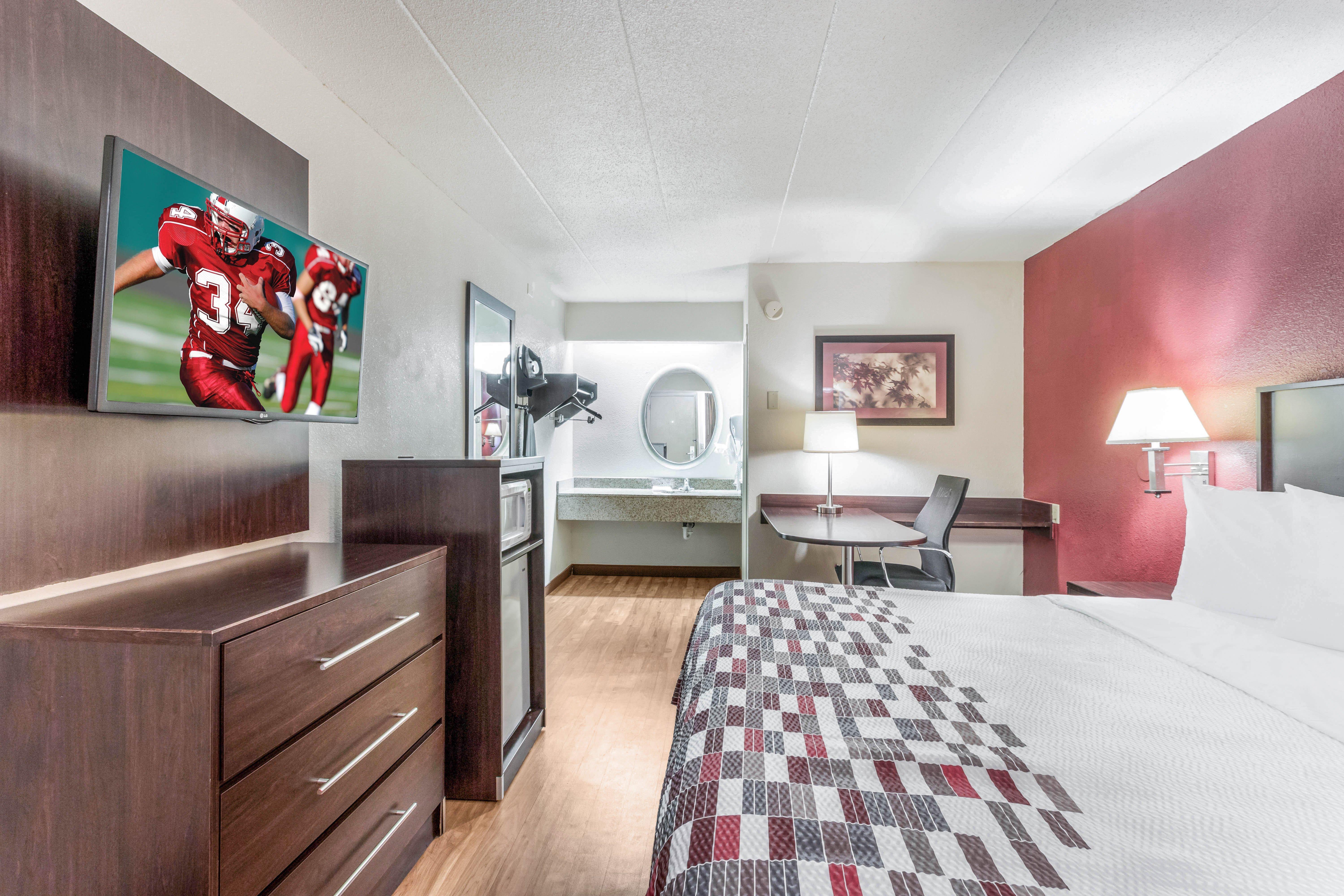 Red Roof Inn Columbia, Mo Bagian luar foto